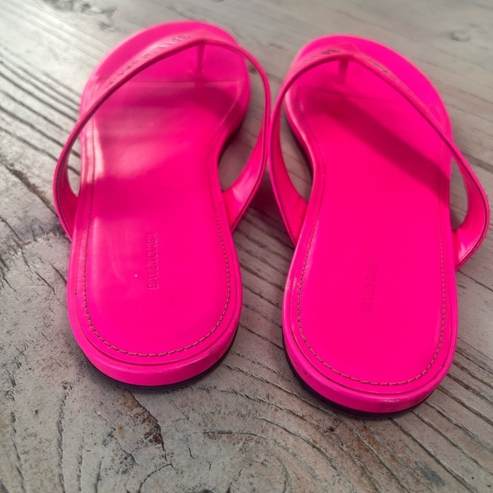 Balenciaga Neon Pink Women's Sandals thong size 39 - Picture 7 of 12